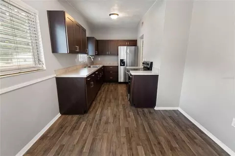 Kitchen - 545 Shady Ln, Bartow, FL 33830 photo 1 of 3