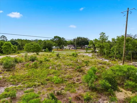 2000 Lemon Dr, Lake Wales, FL 33898