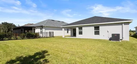 Exterior - 7027 161st Ter E, Parrish, FL 34219 photo 2 of 3