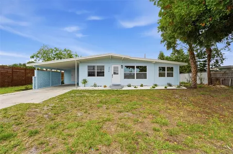 4216 60th St W, Bradenton, FL 34209