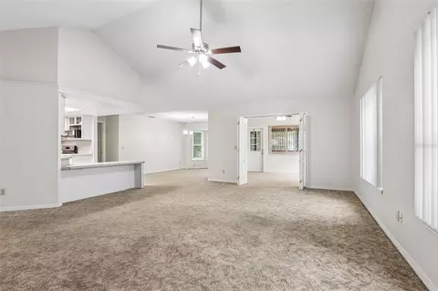 6540 Foxmoor Dr, Zephyrhills, FL 33542