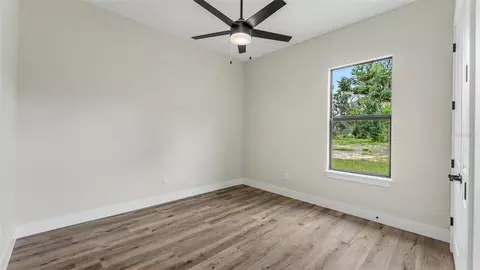 Bedroom - 3611 E Gaskins Rd, Bartow, FL 33830 photo 6 of 7