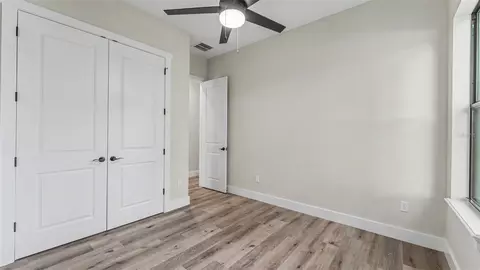 Bedroom - 3611 E Gaskins Rd, Bartow, FL 33830 photo 5 of 7