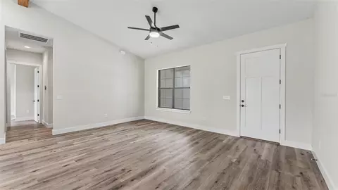 Living - 3611 E Gaskins Rd, Bartow, FL 33830 photo 2 of 7