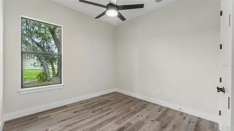 Bedroom - 3611 E Gaskins Rd, Bartow, FL 33830 photo 4 of 7