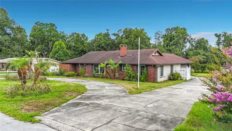 629 Orange Valley Cir, Lakeland, FL 33813