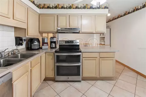 Kitchen - 245 Alturas Rd, Bartow, FL 33830 photo 1 of 3