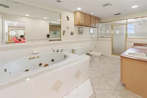 Bath - 245 Alturas Rd, Bartow, FL 33830 photo 1 of 6