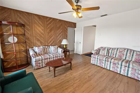 Living - 245 Alturas Rd, Bartow, FL 33830 photo 2 of 3