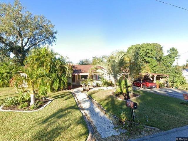 2227 12th St NW, Winter Haven, FL 33881