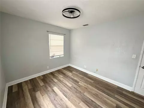 Bedroom - 1185 S Johnson Ave, Bartow, FL 33830 photo 5 of 8