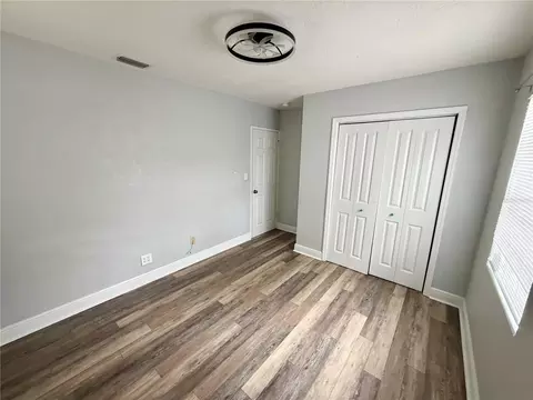 Bedroom - 1185 S Johnson Ave, Bartow, FL 33830 photo 6 of 8