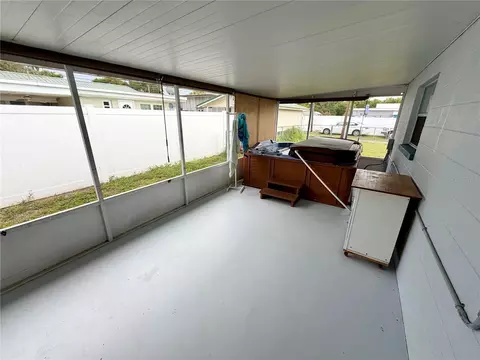 Exterior - 1185 S Johnson Ave, Bartow, FL 33830 photo 8 of 10