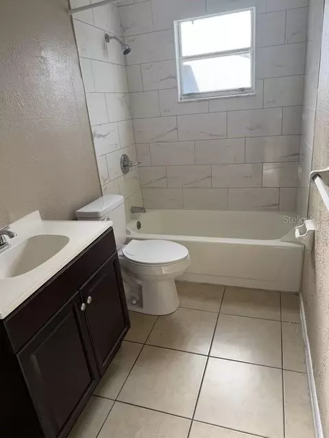 Bath - Undisclosed, Bartow, FL 33830 photo 1 of 3