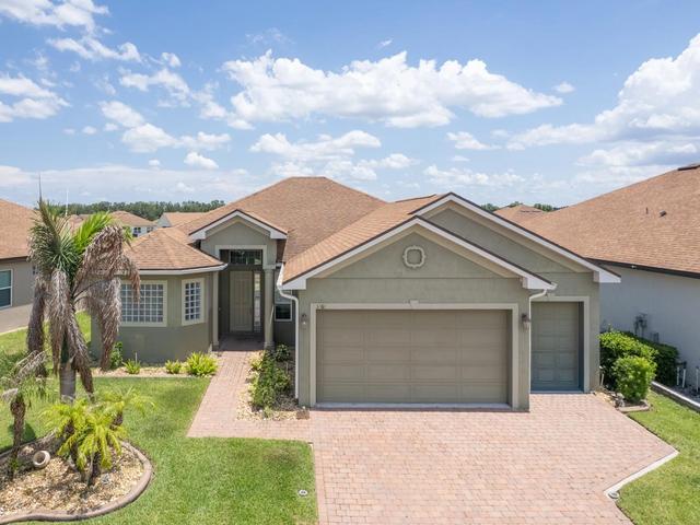1061 Sawgrass Dr, Winter Haven, FL 33884