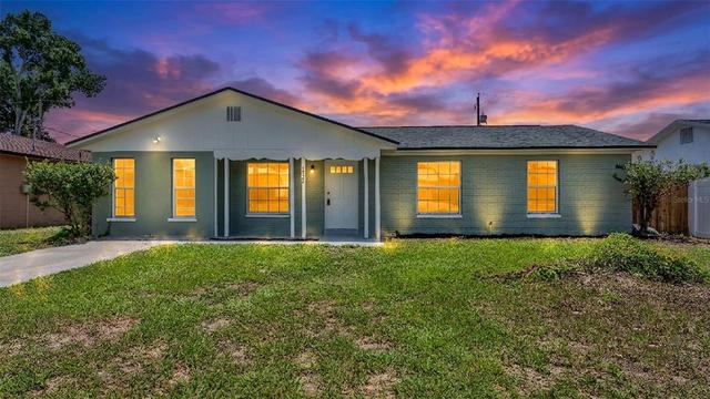 1726 Cordova Cir W, Lakeland, FL 33801