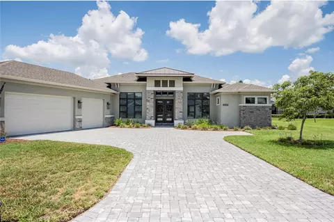 6545 Emerald Woods Ln, Lakeland, FL 33813