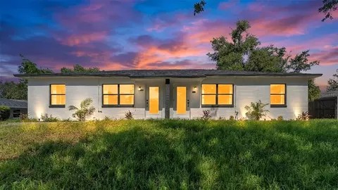 621 Hollingsworth Rd, Lakeland, FL 33801