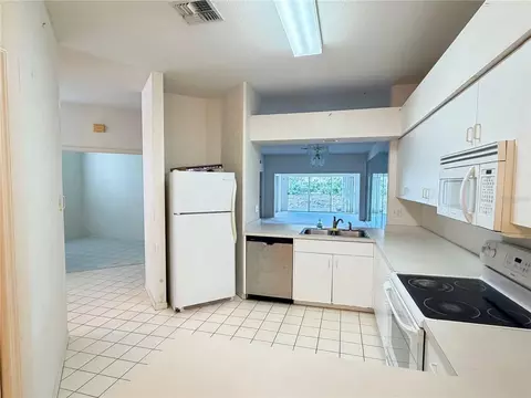 Kitchen - 1 Enclave Dr, Winter Haven, FL 33884 photo 3 of 3