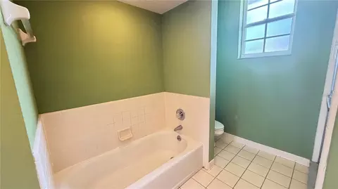 Bath - 1 Enclave Dr, Winter Haven, FL 33884 photo 2 of 4