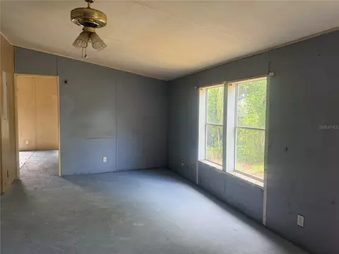 12909 Darla Dr, Riverview, FL 33579 photo 4