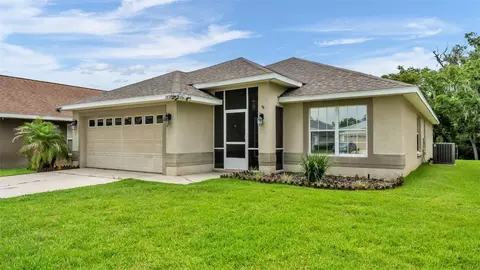 6838 Shimmering Dr, Lakeland, FL 33813