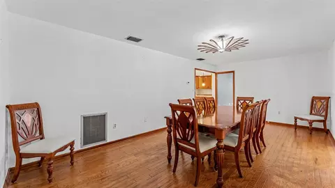 Dining - 1145 E George St, Bartow, FL 33830 photo 3 of 3
