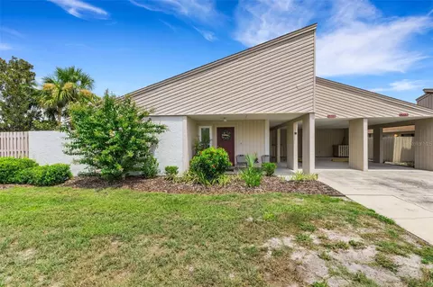 4223 Oak Loop #49, Mulberry, FL 33860