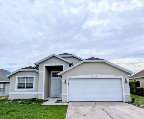 334 Lady Diana Dr, Davenport, FL 33837