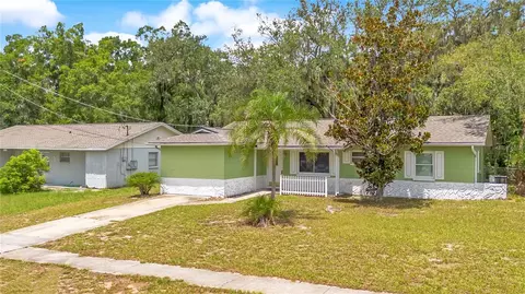8316 Tupelo Dr, Temple Terrace, FL 33637