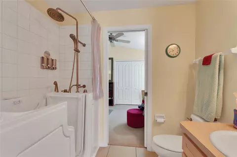 Bath - 4132 Martindale Loop, Winter Haven, FL 33884 photo 4 of 4