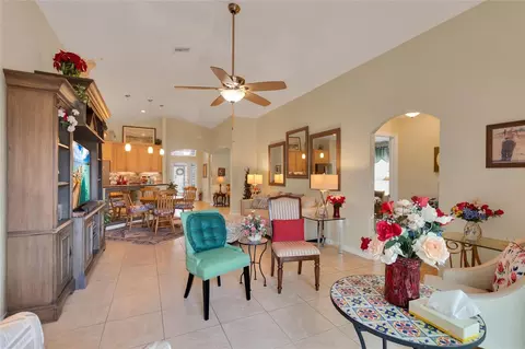 Living - 4132 Martindale Loop, Winter Haven, FL 33884 photo 5 of 5