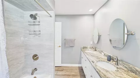 Bath - 315 Lanceolate Dr, Winter Haven, FL 33880 photo 5 of 6