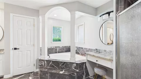 Bath - 315 Lanceolate Dr, Winter Haven, FL 33880 photo 1 of 6