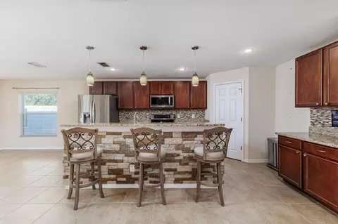 7233 Wakeview Dr, Davenport, FL 33896 photo 8