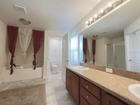 Bath - 233 Mandolin Dr, Winter Haven, FL 33884 photo 2 of 3