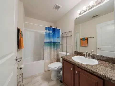 Bath - 233 Mandolin Dr, Winter Haven, FL 33884 photo 1 of 3