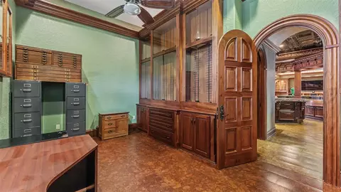 Entry Way - 5503 Downing St, Dover, FL 33527 photo 10 of 11