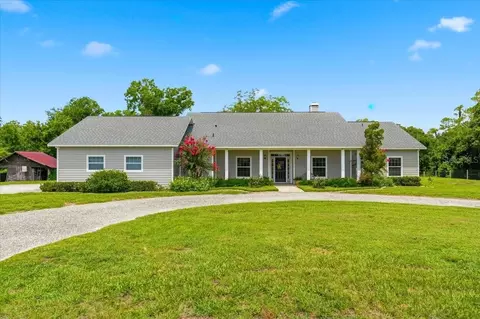 8404 Mathews Rd, Lakeland, FL 33809