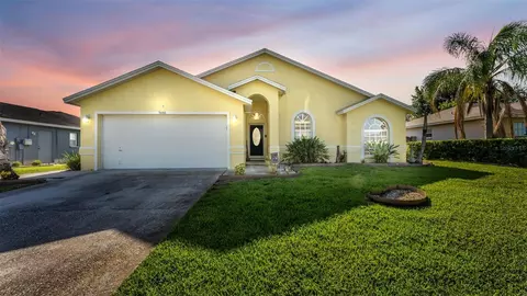7493 Briarbay Loop, Lakeland, FL 33810