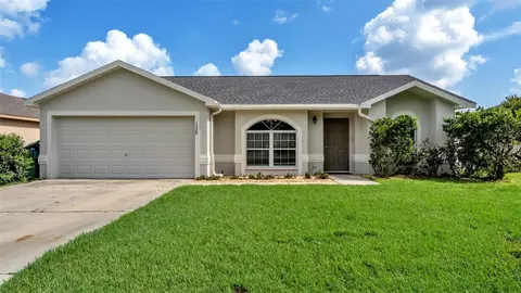 1320 Normandy Heights Cir, Winter Haven, FL 33880