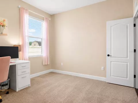Bedroom - 1939 Griffin Trl, Bartow, FL 33830 photo 5 of 9