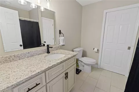 Bath - 765 S Dudley Ave, Bartow, FL 33830 photo 2 of 4