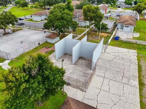 View/Area - 675 E Bay Ave, Eagle Lake, FL 33839 photo 1 of 10