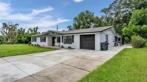 135 Kenilwood Ln, Lakeland, FL 33809