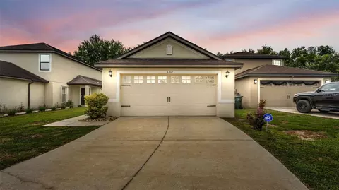 6302 Manitoba Dr, Lakeland, FL 33805