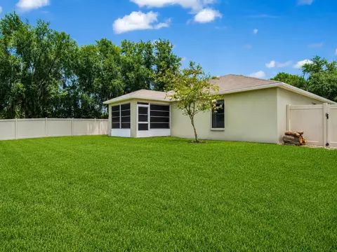 Exterior - 1601 Taylor Landing Dr, Bartow, FL 33830 photo 6 of 6