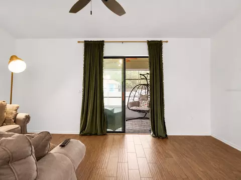 Living - 1601 Taylor Landing Dr, Bartow, FL 33830 photo 3 of 4