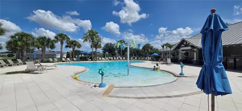 Exterior - 10322 Holstein Edge Pl, Riverview, FL 33569 photo 10 of 11