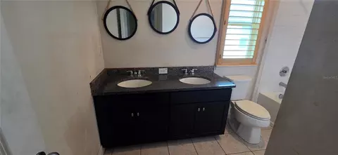 Bath - 10322 Holstein Edge Pl, Riverview, FL 33569 photo 4 of 4